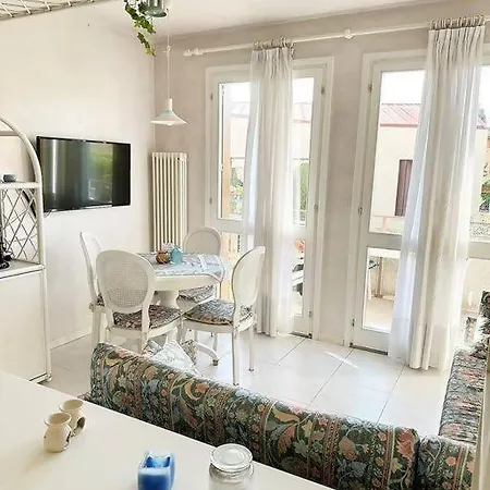 Apartment In1